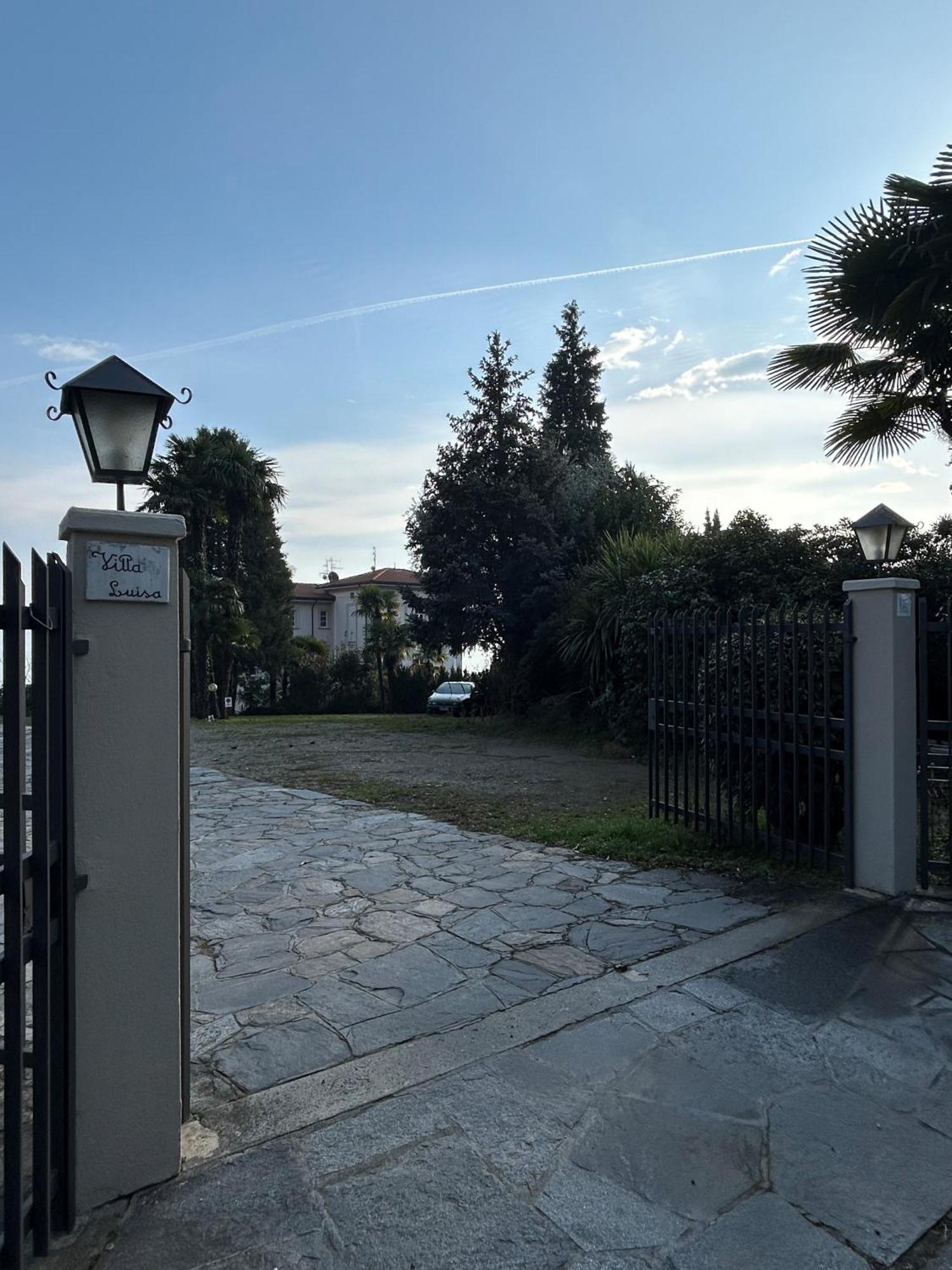 Residenza Dei Fiori Apart otel Cannero Riviera Dış mekan fotoğraf
