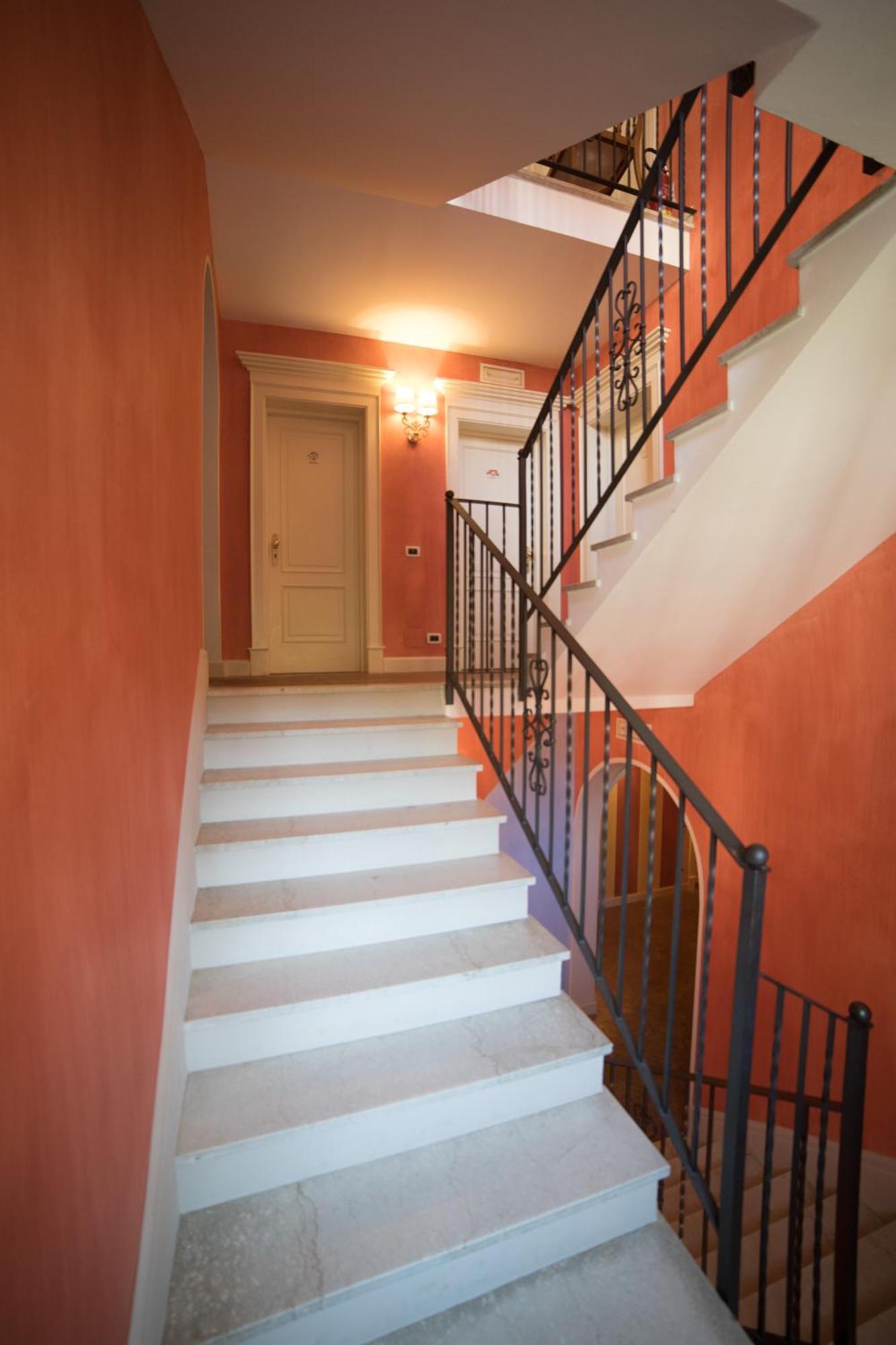 Residenza Dei Fiori Apart otel Cannero Riviera Dış mekan fotoğraf