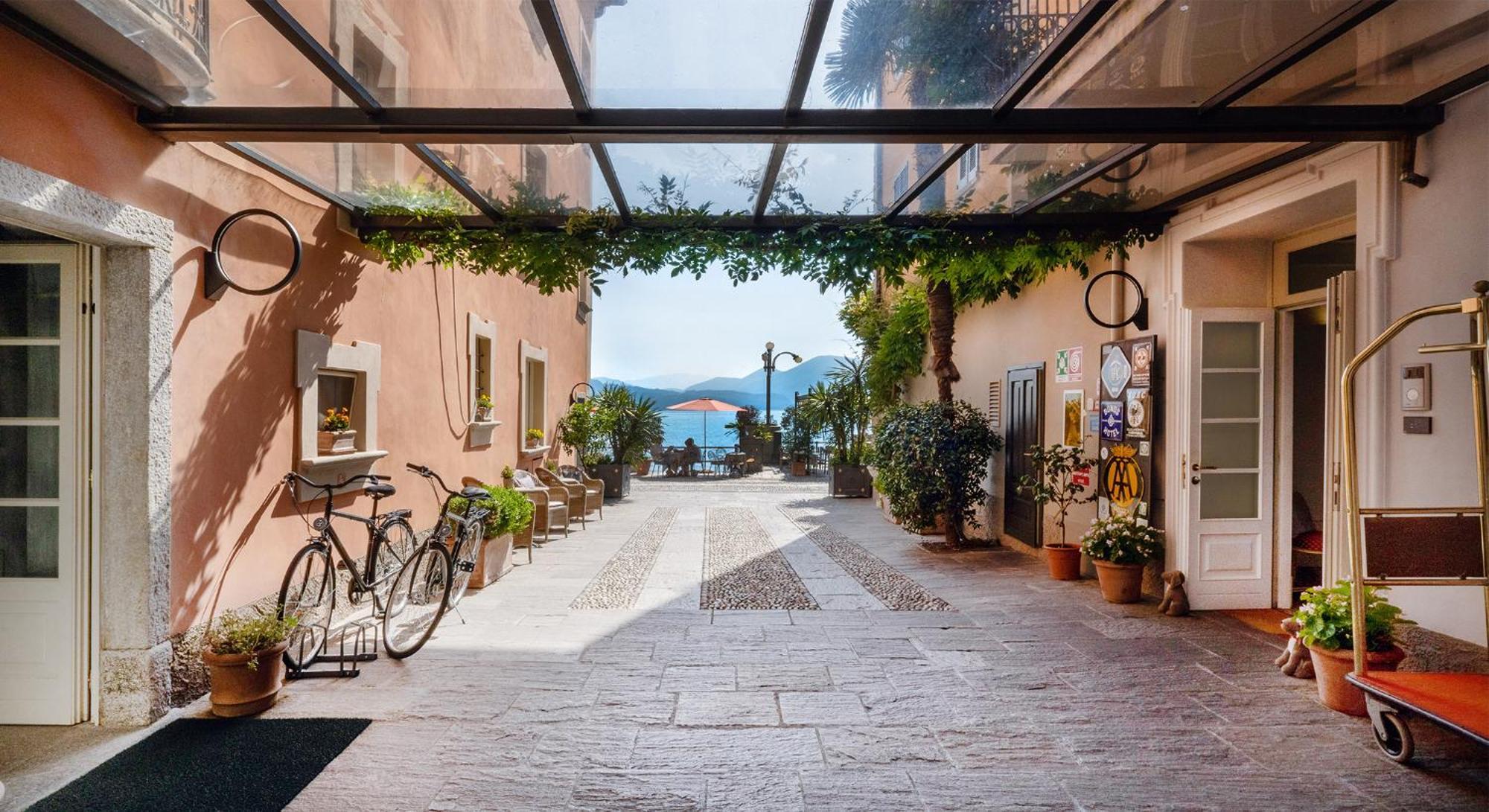 Residenza Dei Fiori Apart otel Cannero Riviera Dış mekan fotoğraf