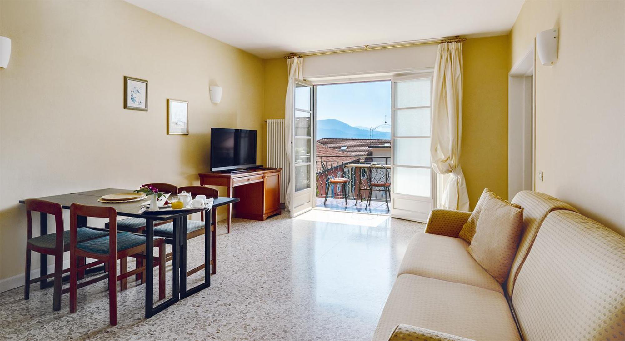 Residenza Dei Fiori Apart otel Cannero Riviera Dış mekan fotoğraf